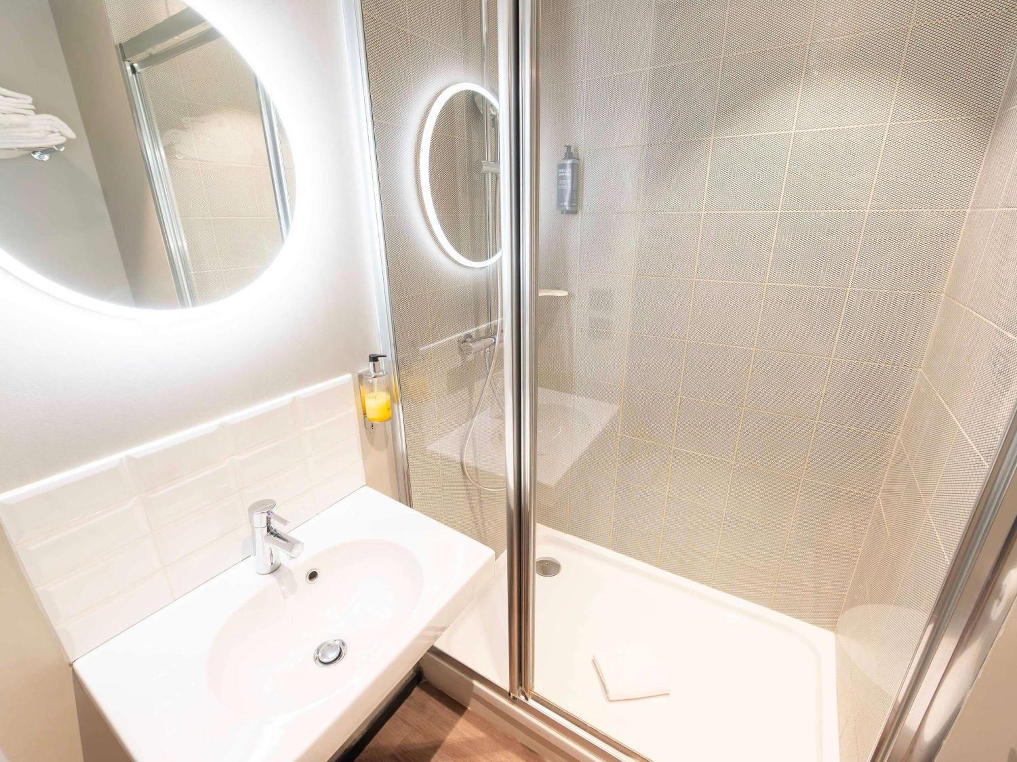 Hotel Ibis Styles Paris 16 Boulogne Esterno foto